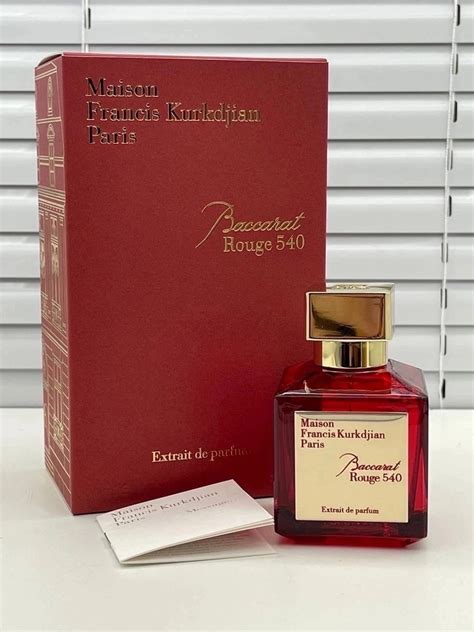 baccarat rouge 540 extrait review